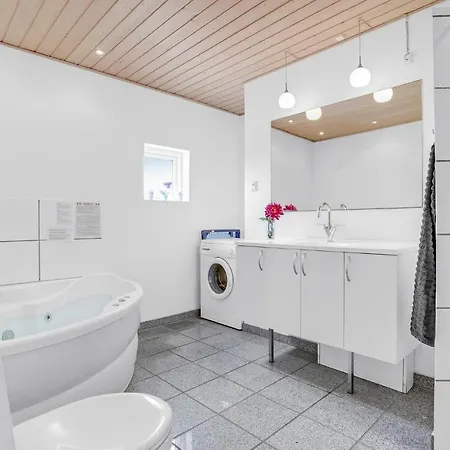 Marielyst Strandpark Vaeggerlose Xii Tatil Evi