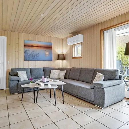 Amazing In Vaeggerlose With Wifi Holiday home